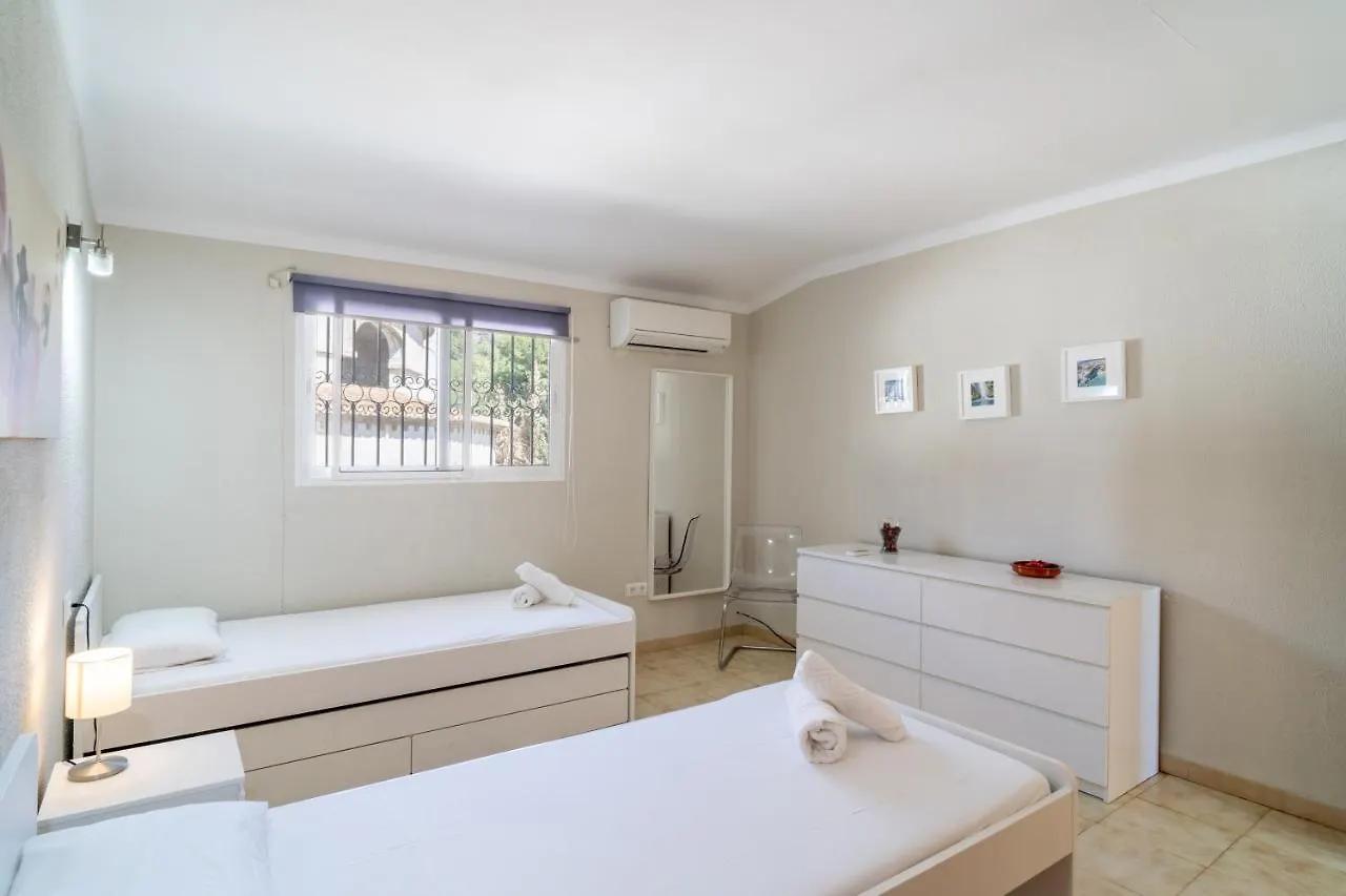 Villa Kenny Private Pool Casasol Nerja 0*,  Espanha