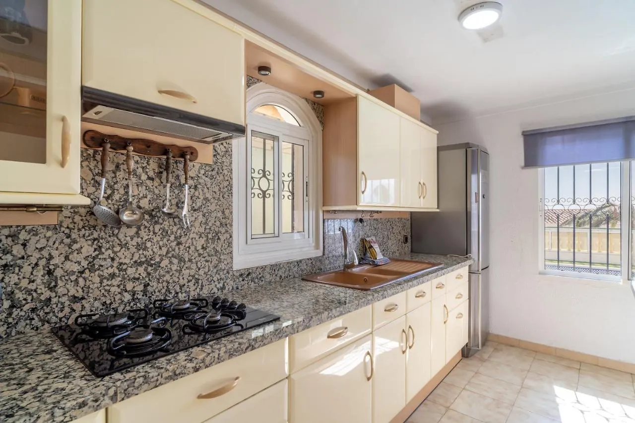 Villa Kenny Private Pool Casasol 네르하 0*,